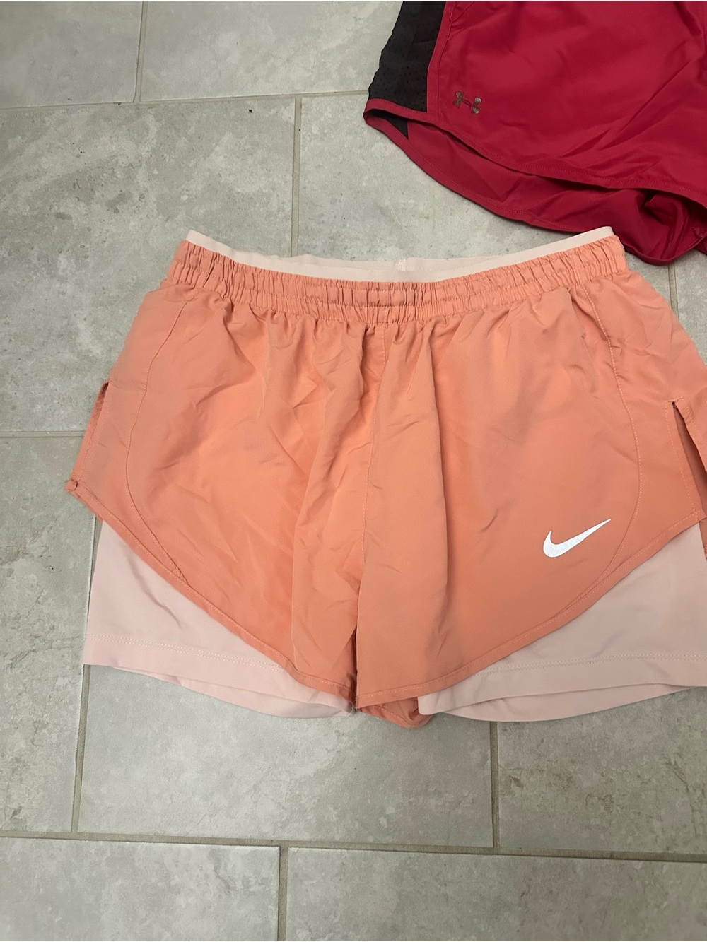 Nike Women’s medium Dri-FIT Running Shorts - Coral / Peach / pink - Picture 3 of 6